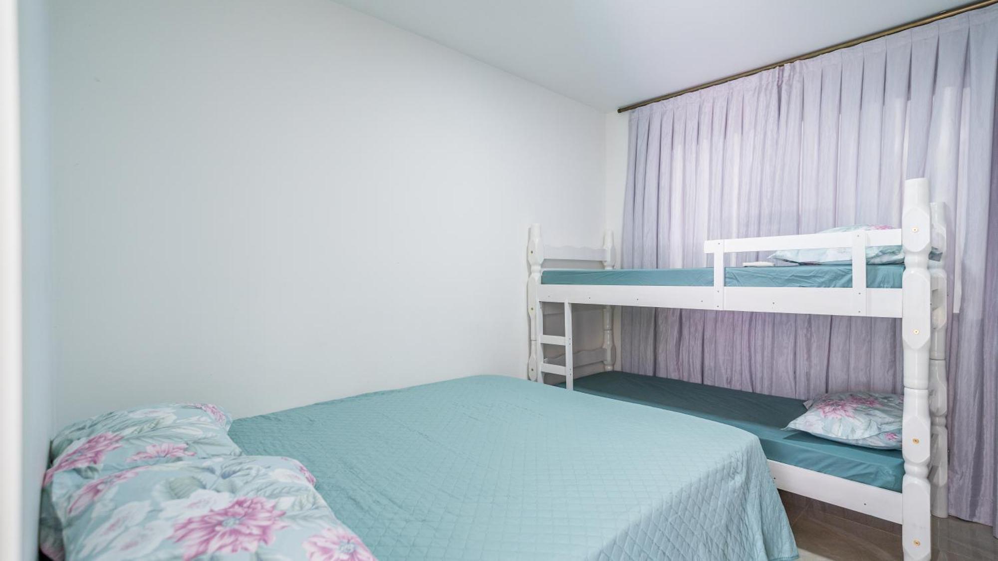 Residencial Com Piscina Possui Jacuzzi Aquecida Com Hidromassagem Villa Bombinhas Luaran gambar