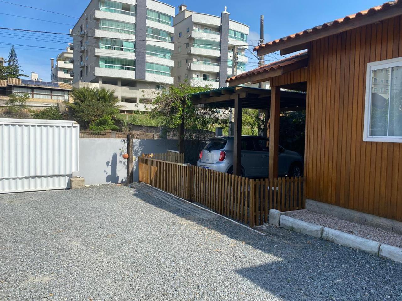 Residencial Com Piscina Possui Jacuzzi Aquecida Com Hidromassagem Villa Bombinhas Luaran gambar