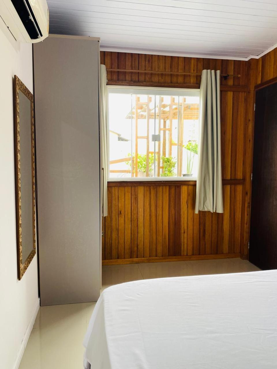 Residencial Com Piscina Possui Jacuzzi Aquecida Com Hidromassagem Villa Bombinhas Luaran gambar