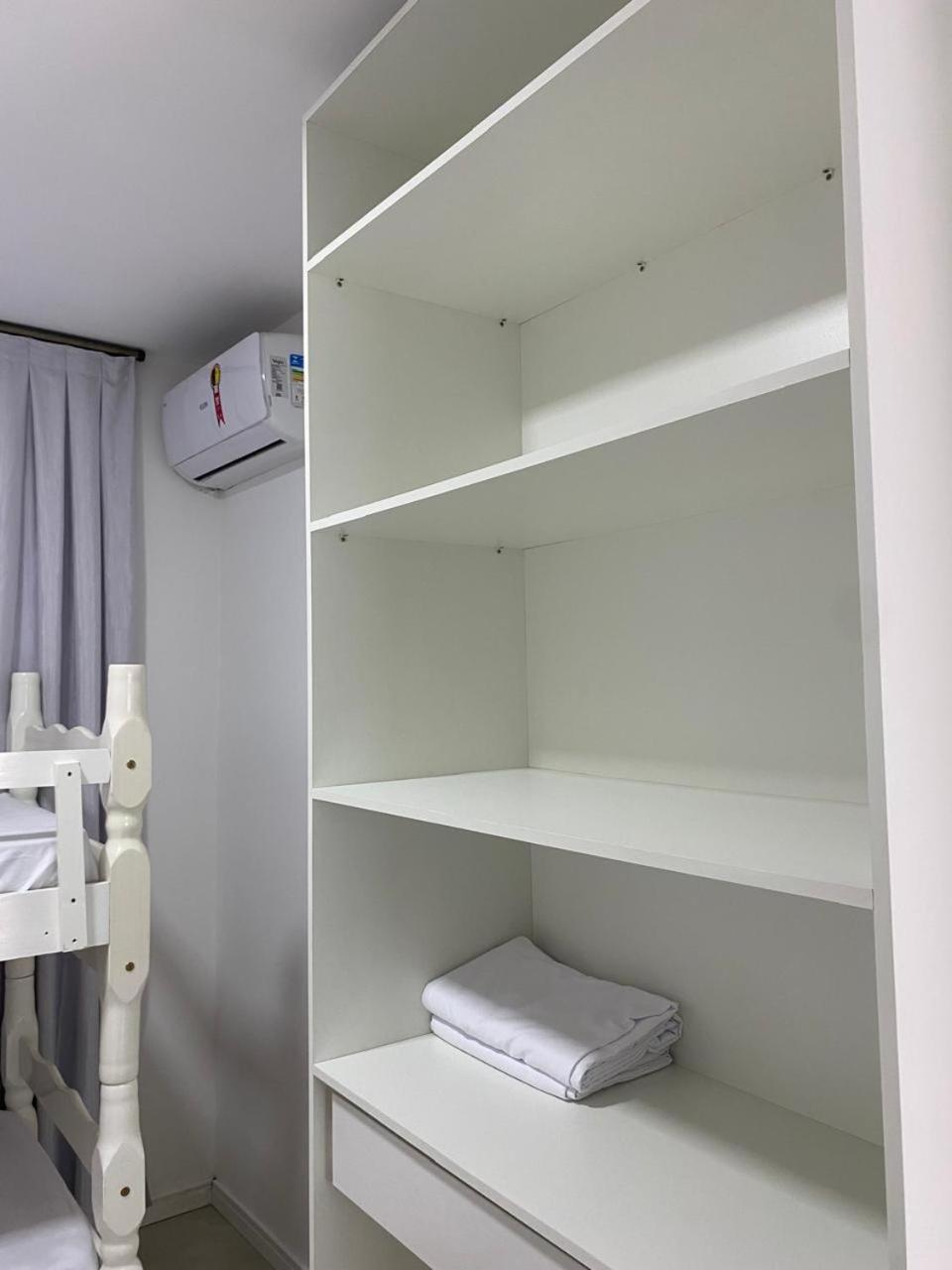 Residencial Com Piscina Possui Jacuzzi Aquecida Com Hidromassagem Villa Bombinhas Luaran gambar
