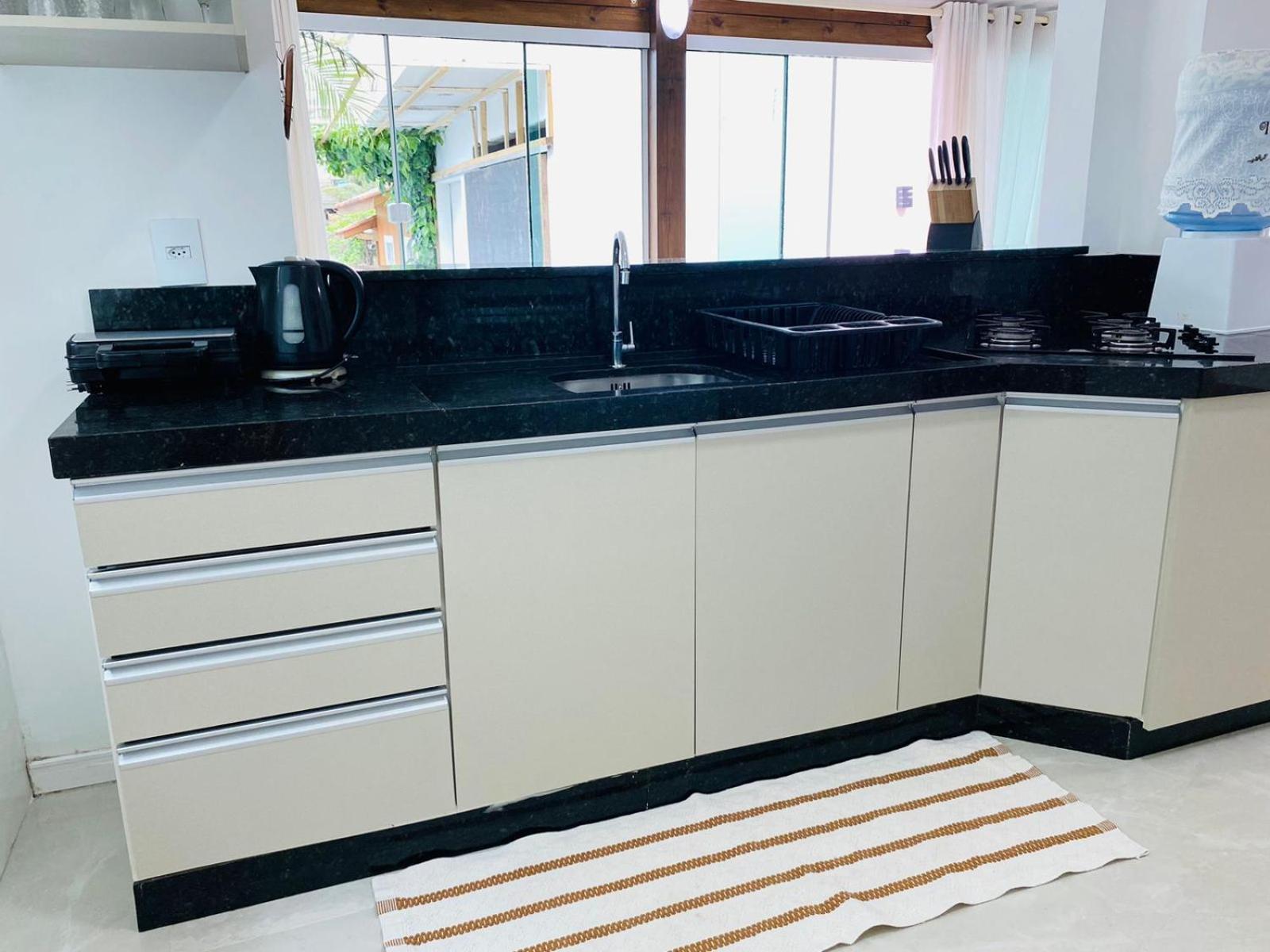 Residencial Com Piscina Possui Jacuzzi Aquecida Com Hidromassagem Villa Bombinhas Luaran gambar