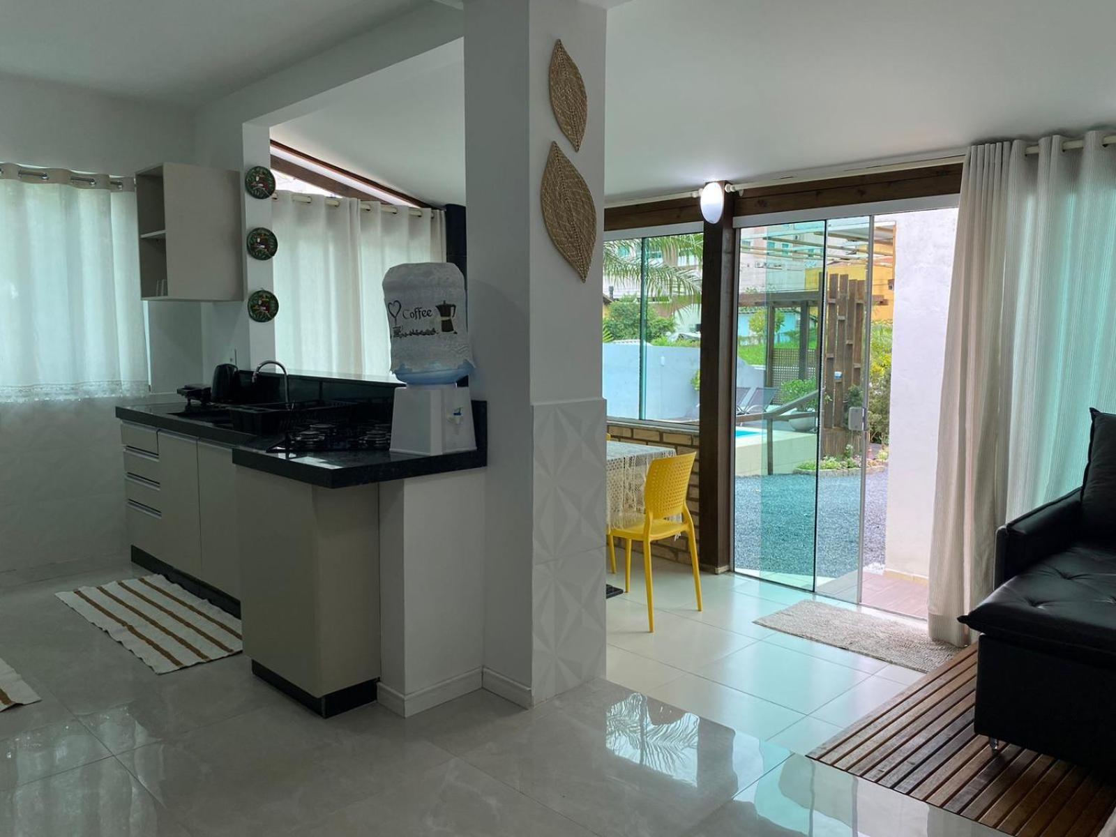 Residencial Com Piscina Possui Jacuzzi Aquecida Com Hidromassagem Villa Bombinhas Luaran gambar